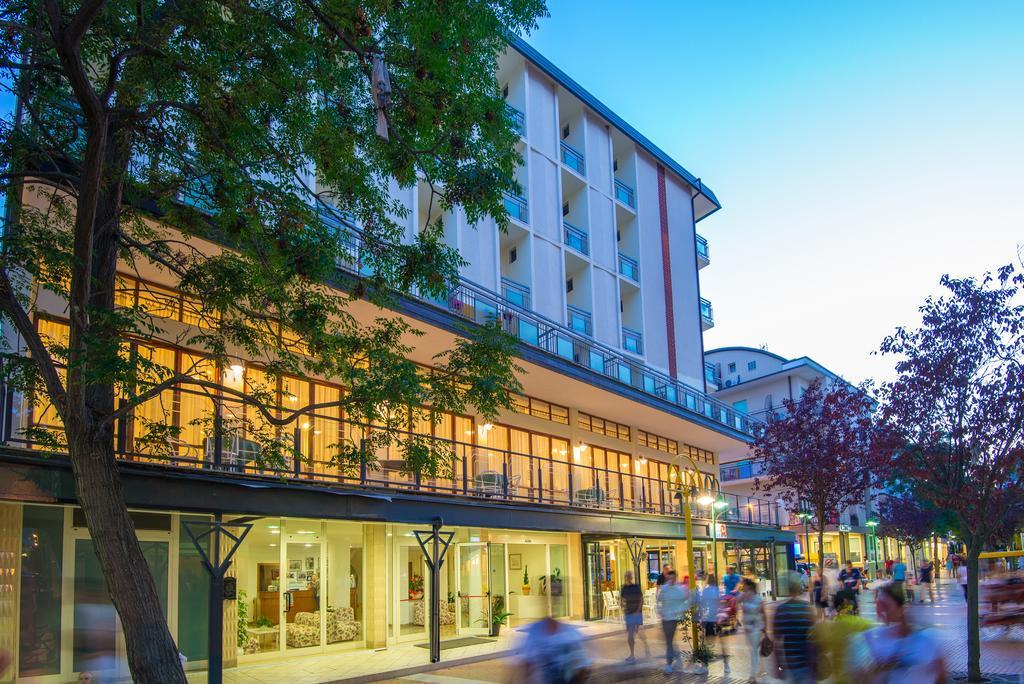 Hotel Venezia Каттолика Экстерьер фото
